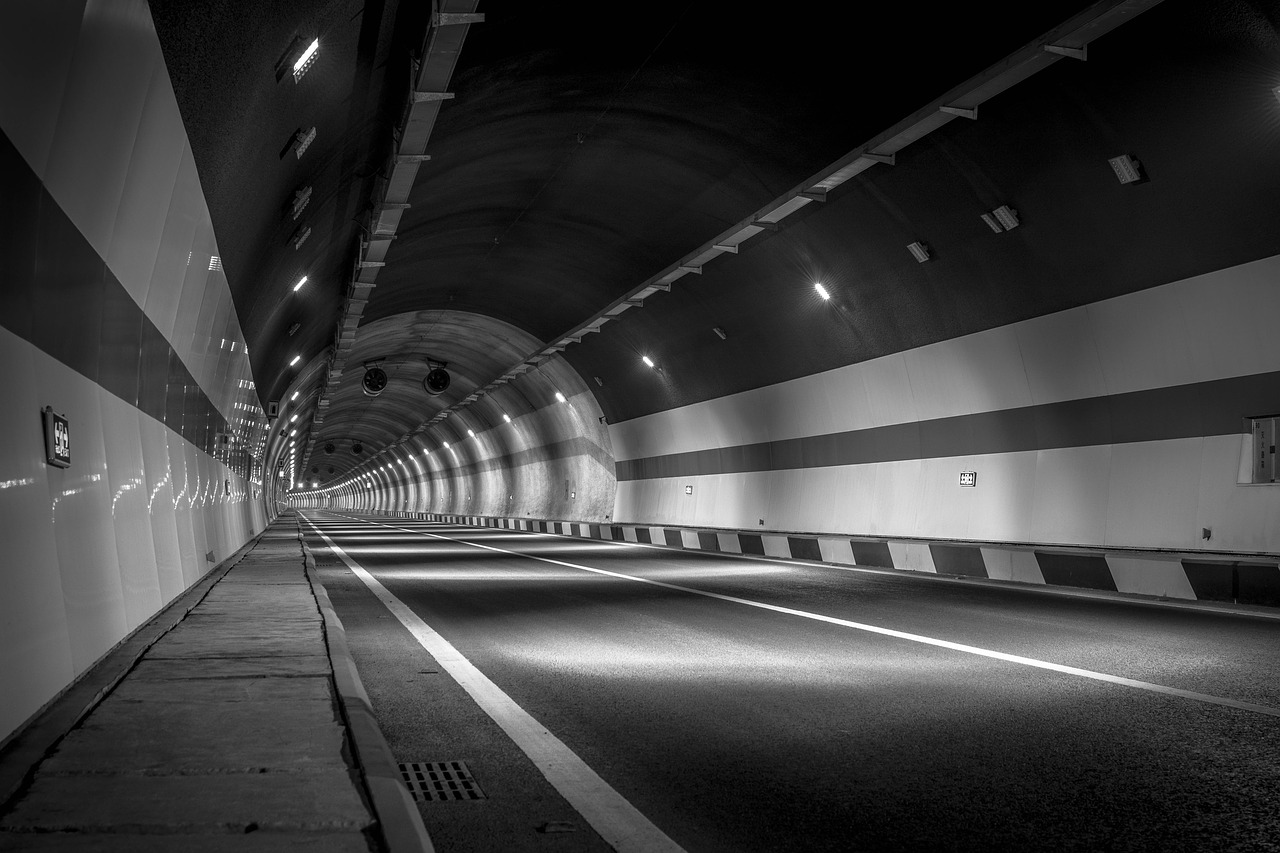 日本一長いトンネルは18 6kｍもある世界で２番目の長さ なんでもランキングno1